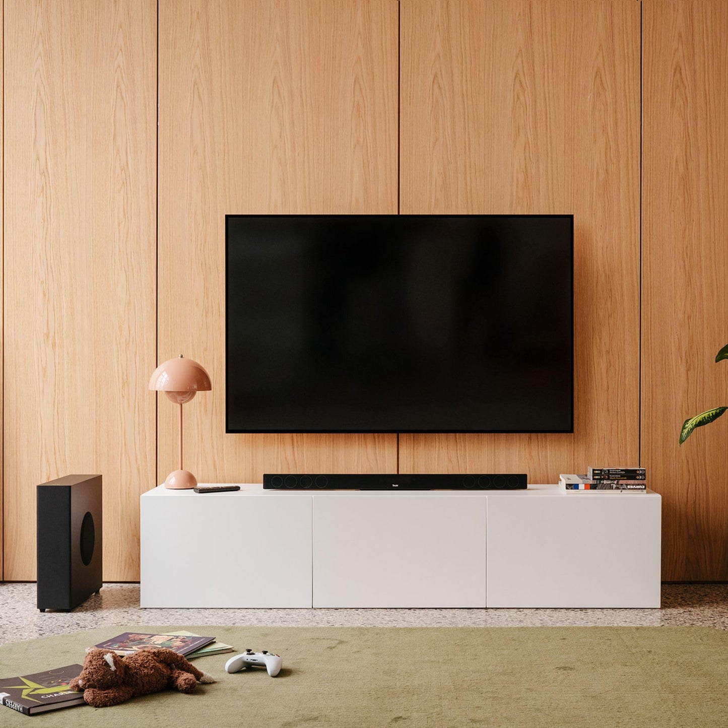 Teufel CINEBAR 11 Soundbar 4.1 Set, mit kabellosen Rear-Speakern, Dolby Audio, 4K-Pass-Through, Schwarz