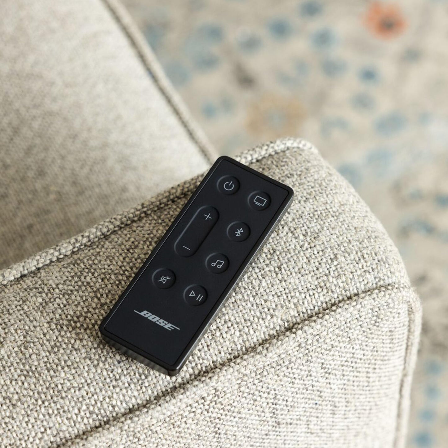 Bose Smart Dolby Atmos Soundbar, Soundbar-Lautsprecher mit Bluetooth mit integrierter Amazon Alexa-Sprachsteuerung und Works with Google Assistant - Funktion, Schwarz